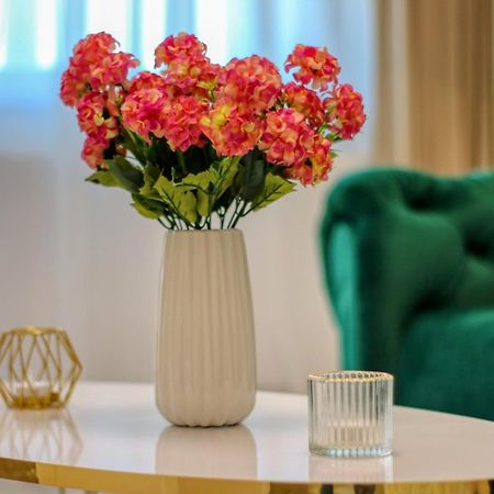 Cozyflat In The Central อาราด ภายนอก รูปภาพ